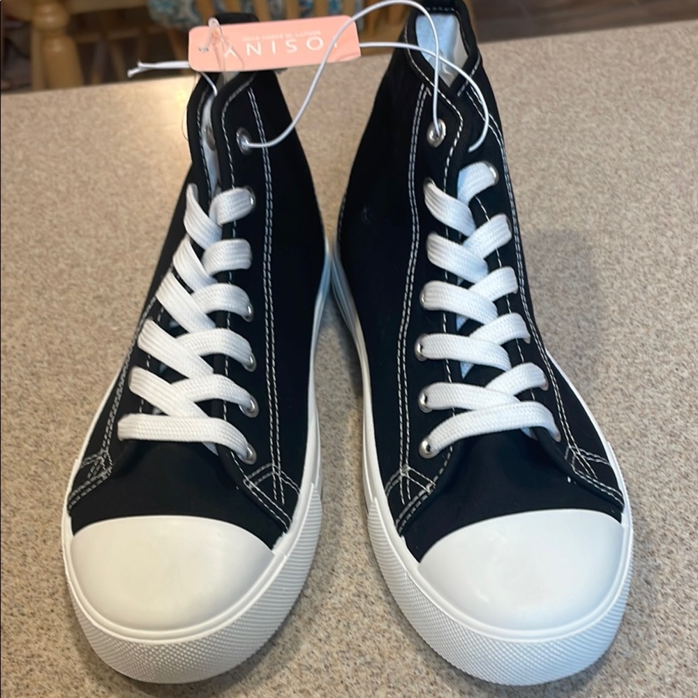 JOSINY Hightop Sneaker in Black Women’s  size 9 NWT